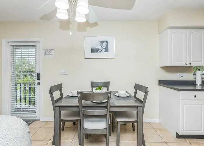 Apartamento New Luxe Private Steps 2 And Sunsets Park 2 Cars Private Quiet Unit B